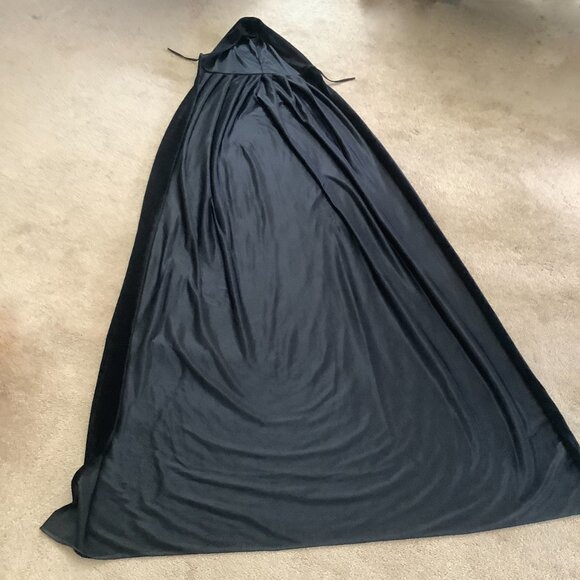 Halloween  Witch Dracula Cape with hood Black Cape - Picture 7 of 9